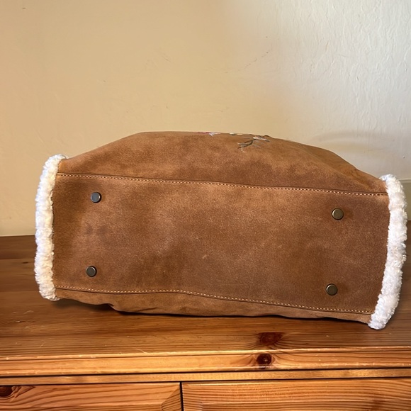 NWT Johnny Was suede Acacia Sherpa tote Italian leather with embroidery - Picture 7 of 13